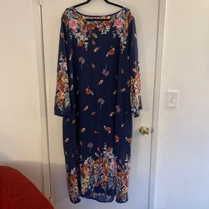 Plus size navy dress with flowers size 3x